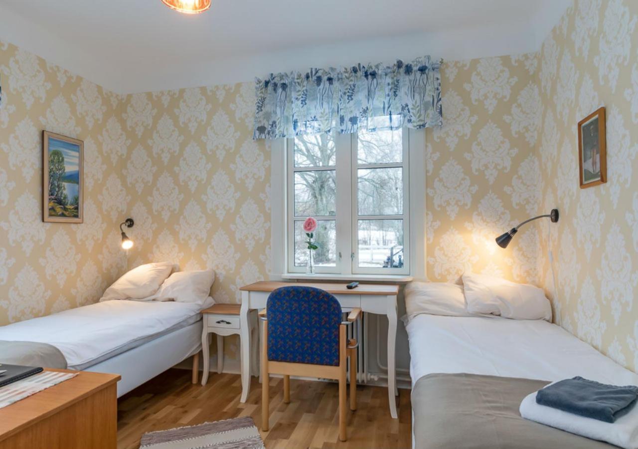 Malmgardens Vandrarhem B&B Strängnäs Extérieur photo