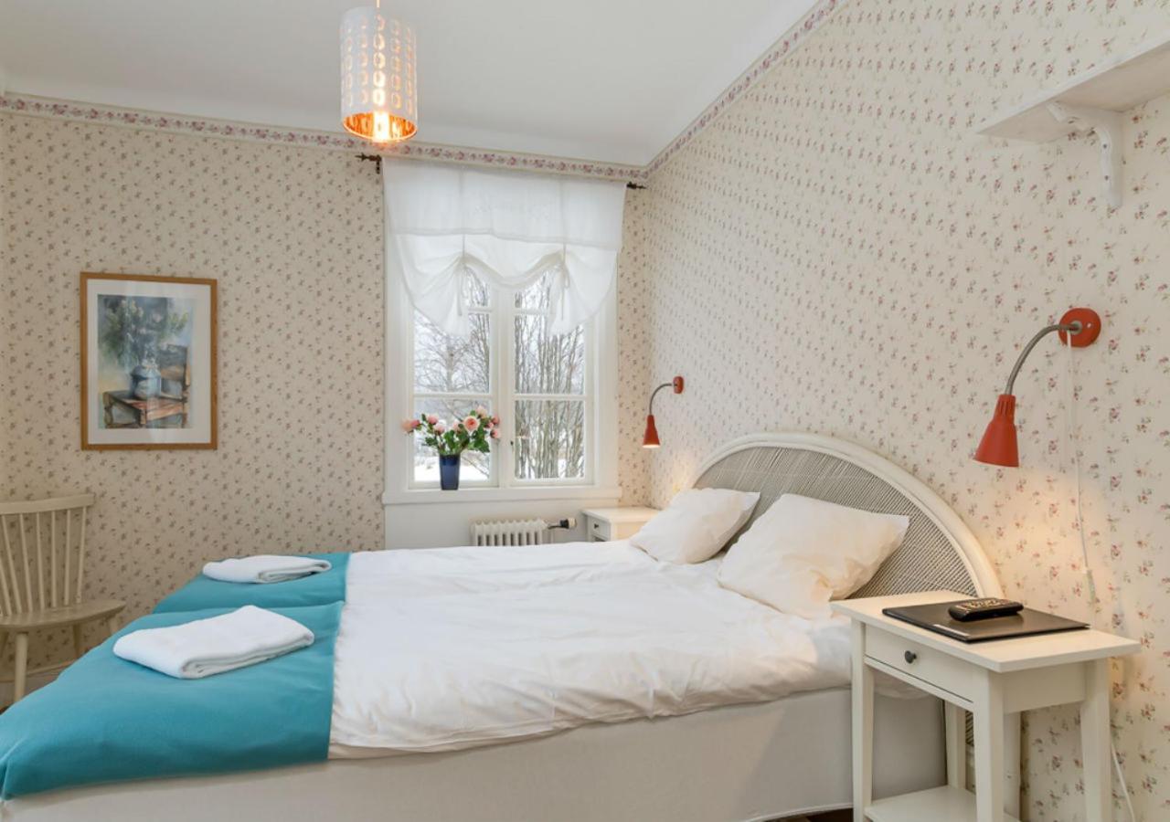 Malmgardens Vandrarhem B&B Strängnäs Extérieur photo